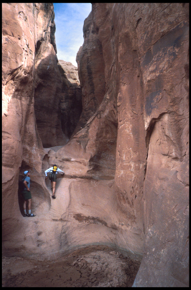 Spooky_Gulch_entrance